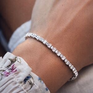 100 % 925 Sterling Silver Elegant Tennis Bracelet White Gold finish, 4 mm
